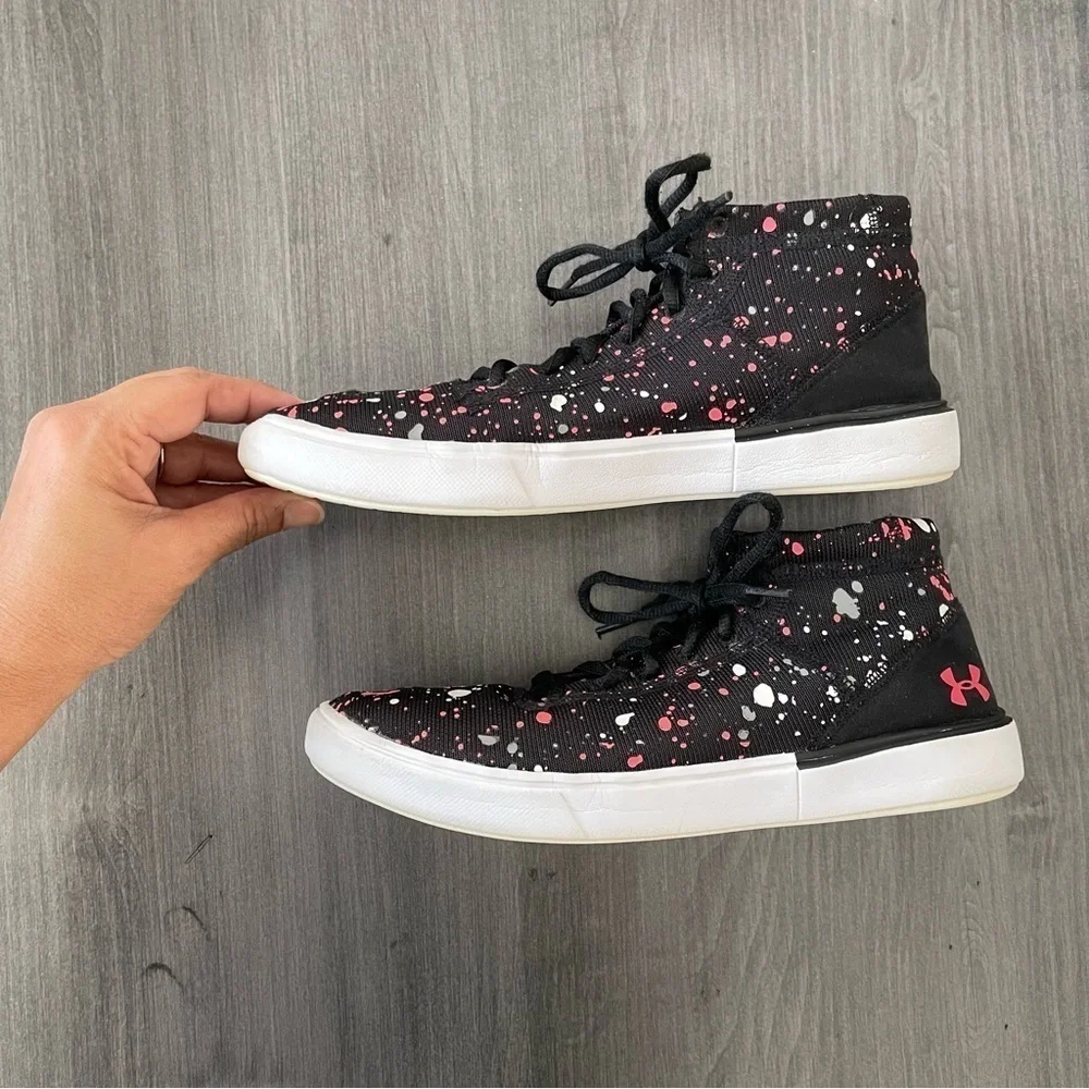 Under Armour girls high top sneakers shoes black pink white size 7Y